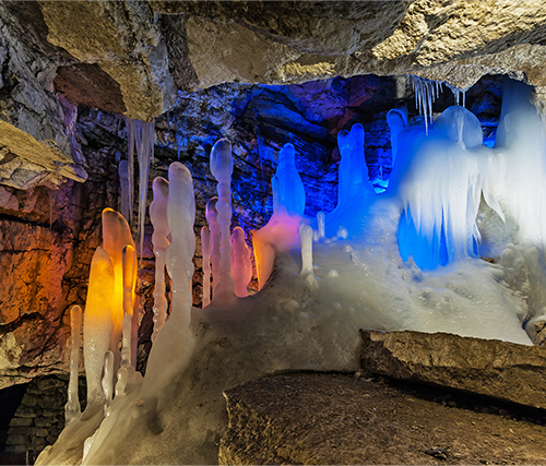 Пещеры: спелеология и туризм